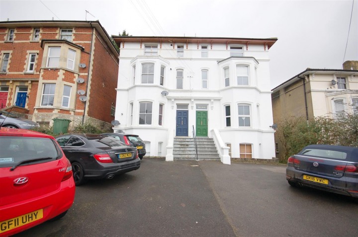 image of Basement Flat, 16, Buckland Hill