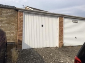 image of Garage to the rear of 9, Lambourne Road